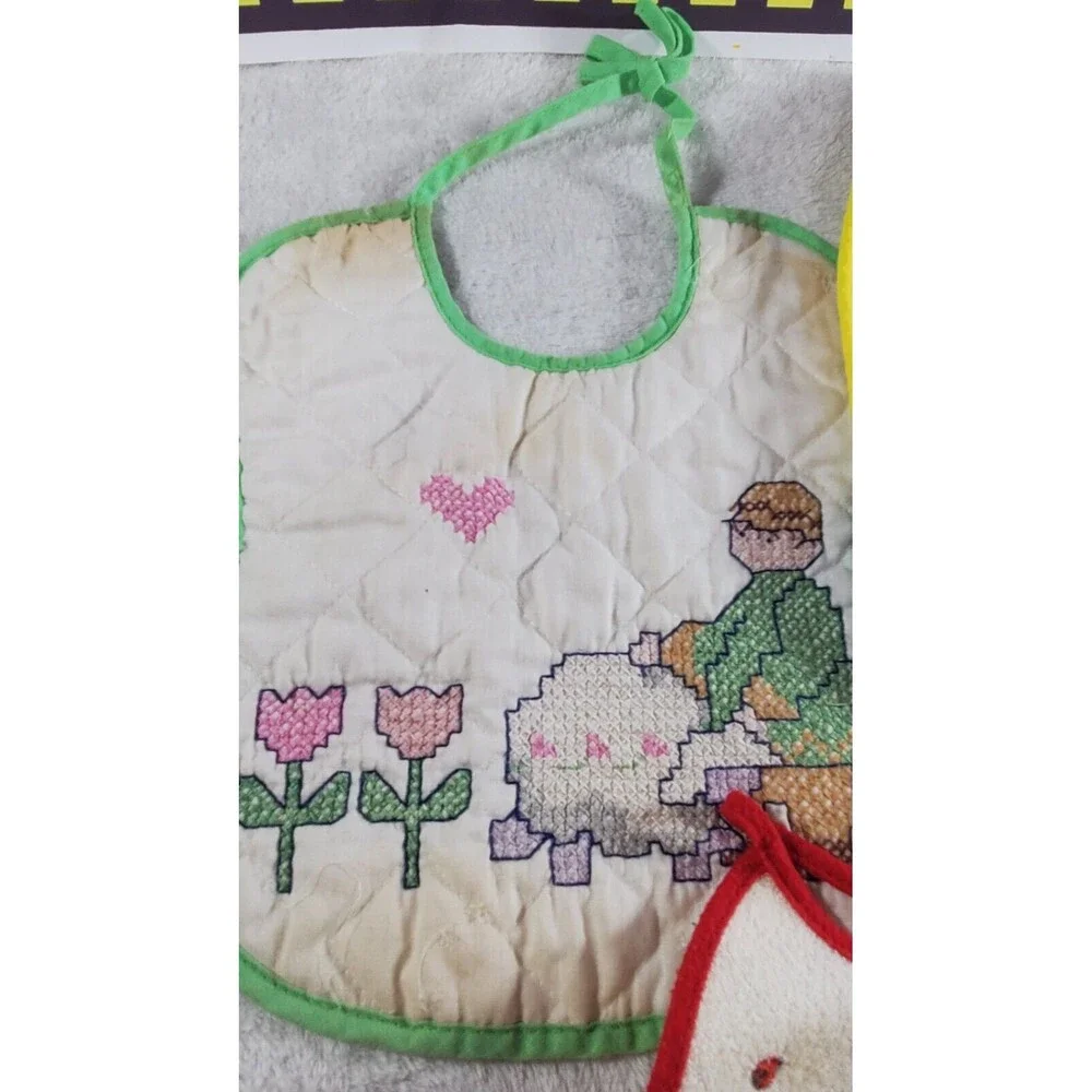 5 Vintage Pre Owned Iridescent Flower Duck Tuesday Wednesday Sheep Baby Bibs